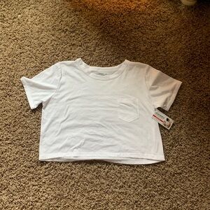 WHITE CROP TOP